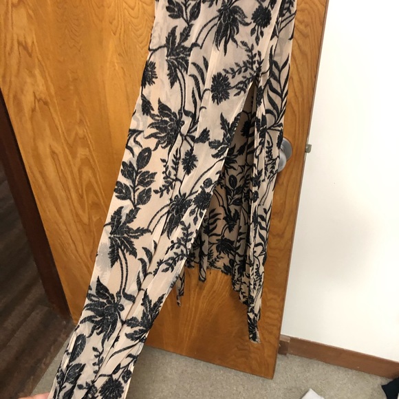 Some days lovin body suit dress - Picture 2 of 8